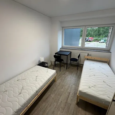 Hostel Zarlin Bytca